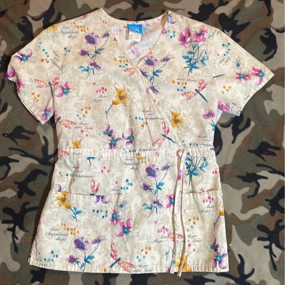 Scrub top